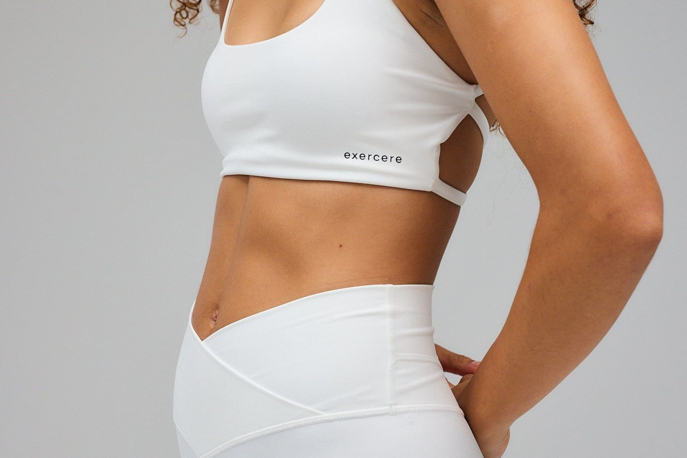 Exercere Sports Bras Sculpt Bra - White